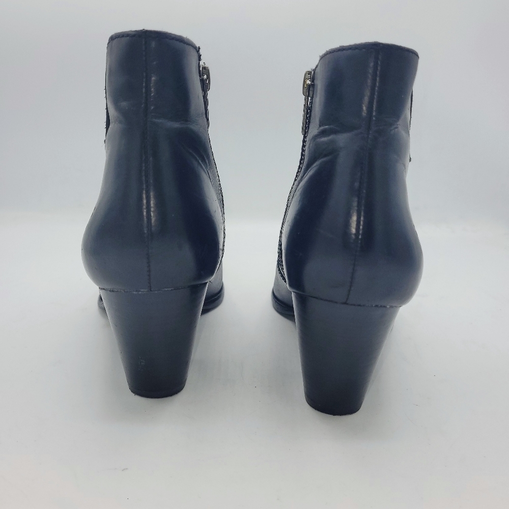 FRYE Jennifer Black Leather Ankle Side Zip Booties Size 7 M - Picture 8 of 16